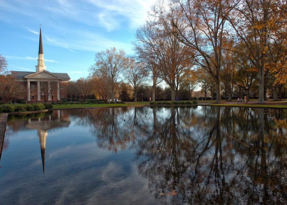 50 plus beaux campus universitaires à visiter cet automne 