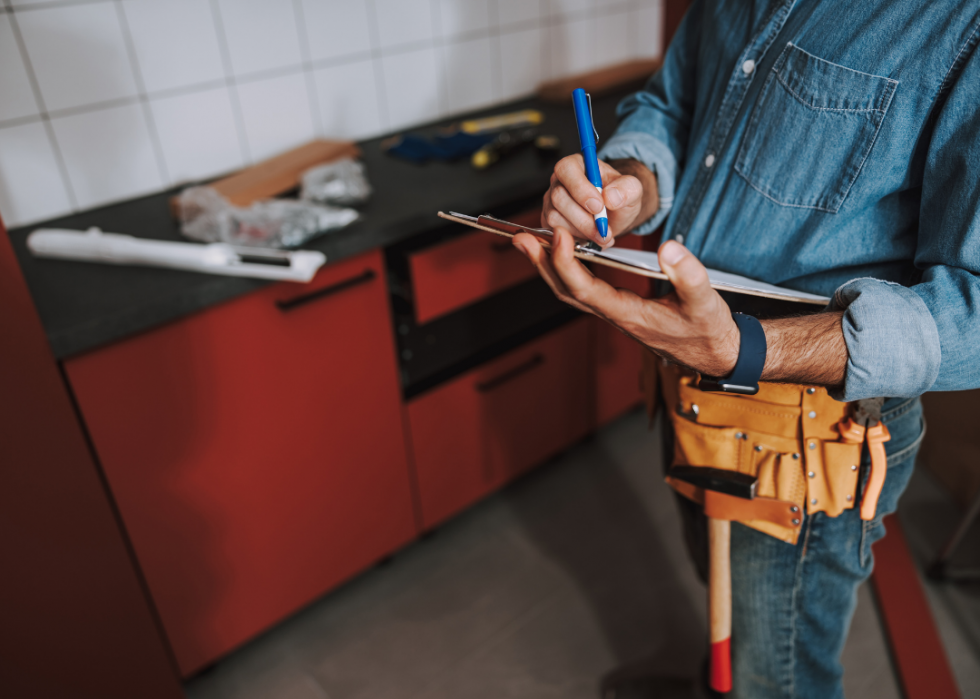 10 choses à considérer avant de retourner une maison 