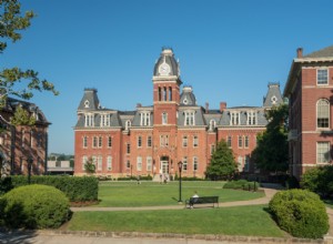 Que sont les traceurs de contact ? Et combien chaque État a besoin pour rouvrir en toute sécurité 