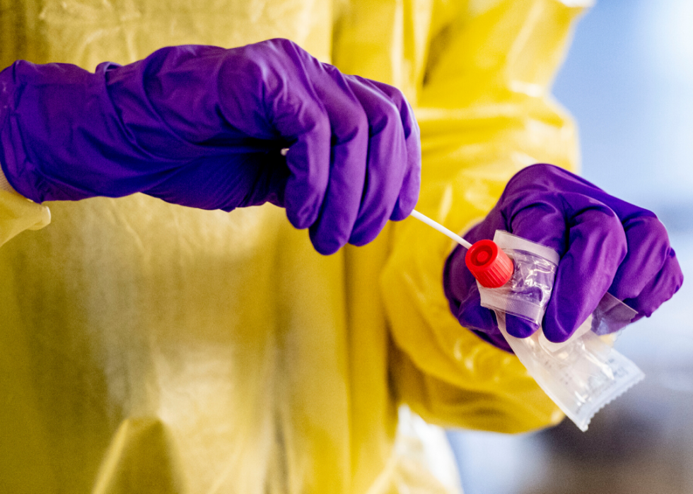 Démystifier 50 mythes sur le COVID-19 