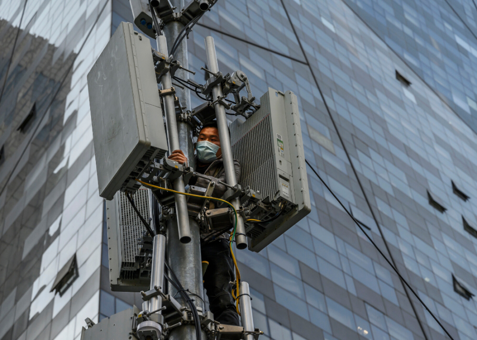 Démystifier 50 mythes sur le COVID-19 