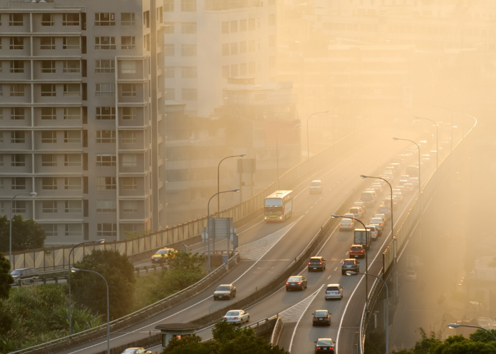 Comment le fait de rester chez soi a-t-il affecté les émissions mondiales de CO2 ? 