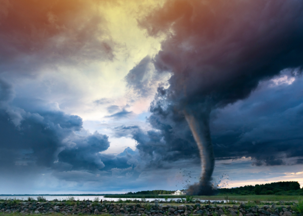 Pourquoi la foudre frappe-t-elle ? Et des réponses à 50 autres questions météo 