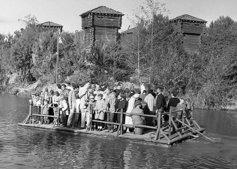 Les plus anciens manèges de Disneyland de 1955 à aujourd hui 