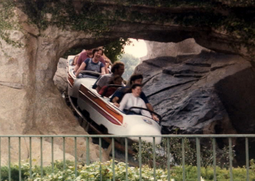 Les plus anciens manèges de Disneyland de 1955 à aujourd hui 