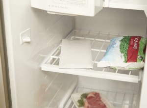 Pourquoi mettre une enveloppe au congélateur 
