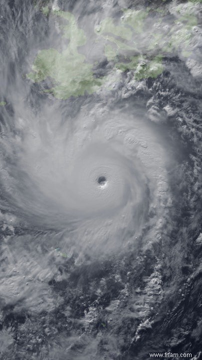 Les cyclones se dirigent vers la région polaire 