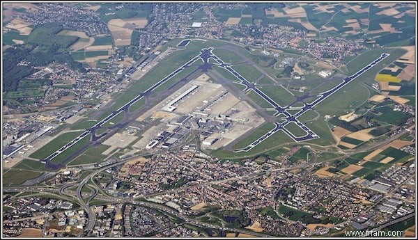 Mauvais nom de piste Brussels Airport est en cours d ajustement 