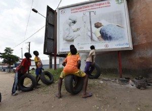 Le Japon propose un médicament expérimental contre Ebola 