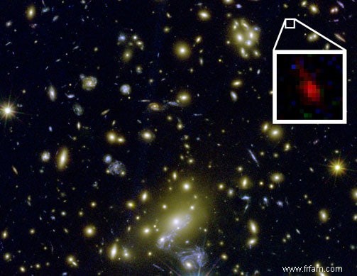 Des télescopes spatiaux traquent la plus ancienne galaxie 