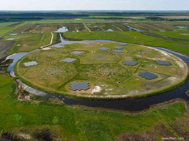 Le télescope LOFAR  ouvert aux affaires  