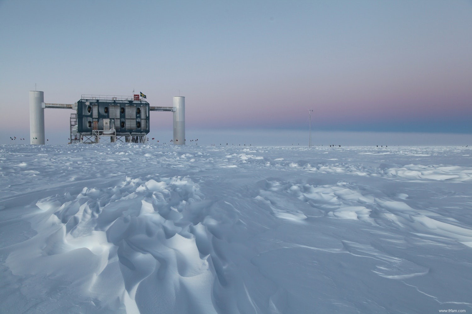 La probabilité que la Terre capte un neutrino 