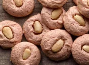 La recette des macarons roses de Dan Lepard 