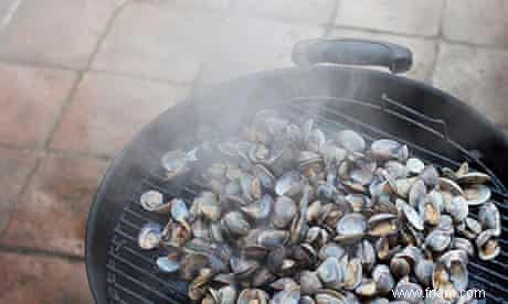 Un barbecue d hiver apporte un avant-goût des friandises à venir 