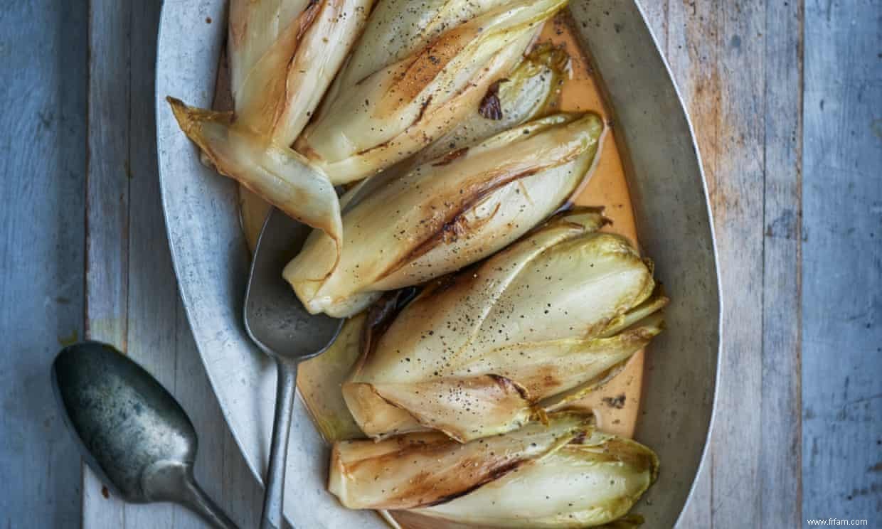 Les recettes de Joseph Trivelli pour le riz à la Savoie, le bœuf aux châtaignes, les endives au four et le gâteau aux pommes et aux amandes 