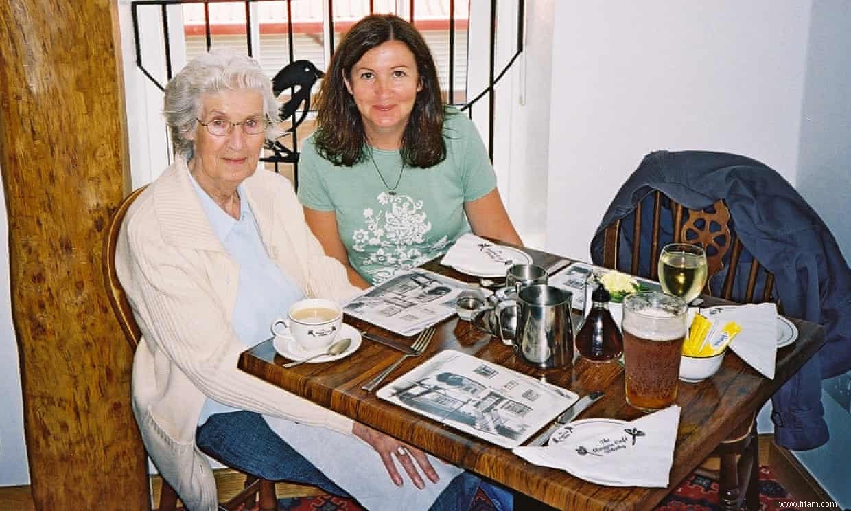 Vie de famille :Mam, Madone et la noix de coco; Frank Sinatra et son deuxième amour ; La purée de champignons de Mère Paul 