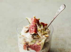 Les recettes d Anna Jones pour le sundae aux figues et au halva et le gâteau à la cardamome 