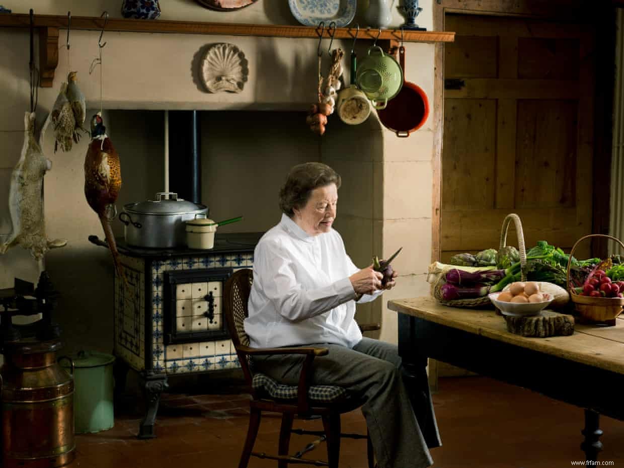 Pigeons en croûte et cuisiniers « impressionnistes » :les inspirations culinaires de Rosemary Shrager, experte en cuisine à la télévision 