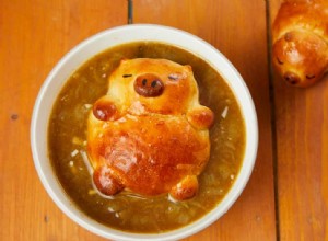 La recette de Kim-Joy pour les tangzhong pig buns en soupe 