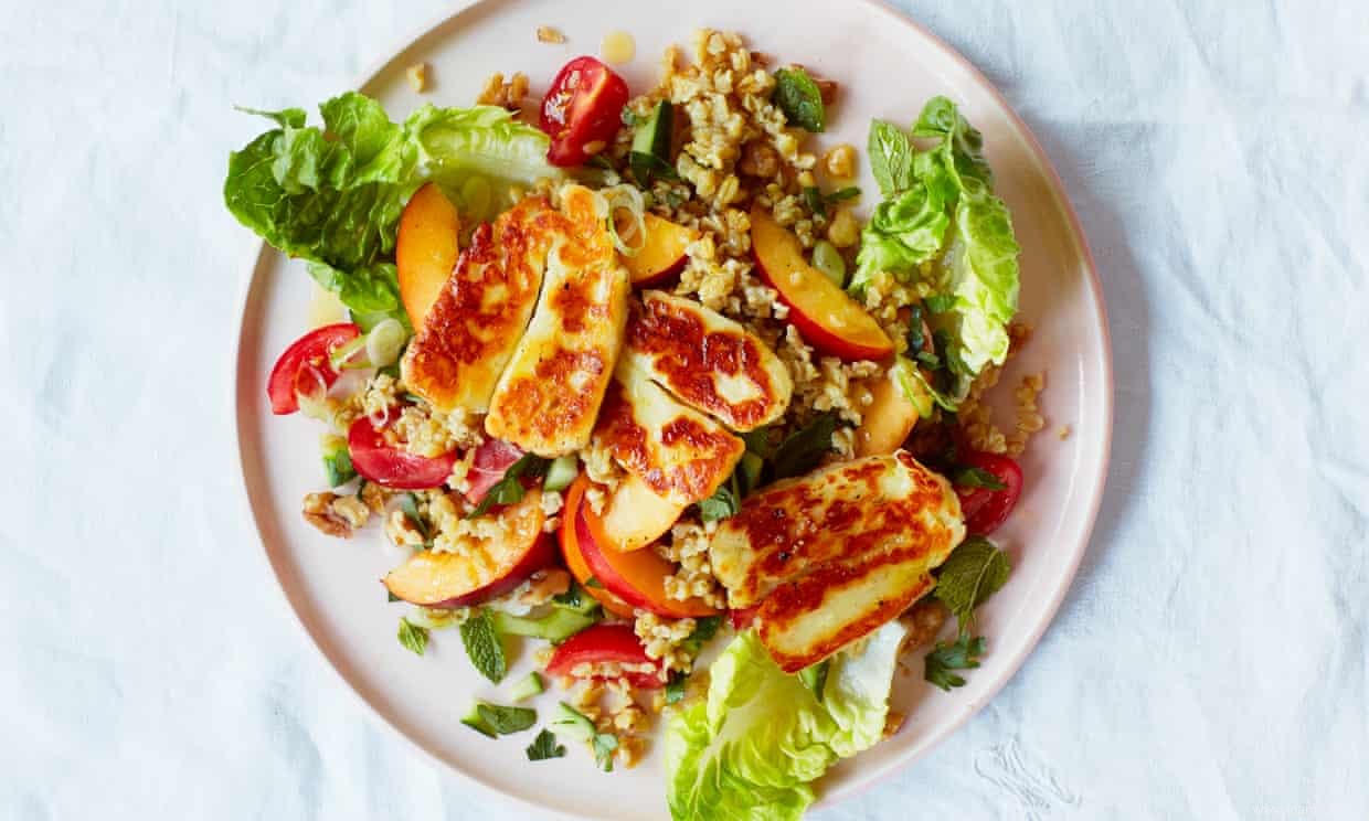 Lapidez-moi ! 17 façons avec des pêches et des nectarines - de délicieuses compotes à une salade de freekeh 