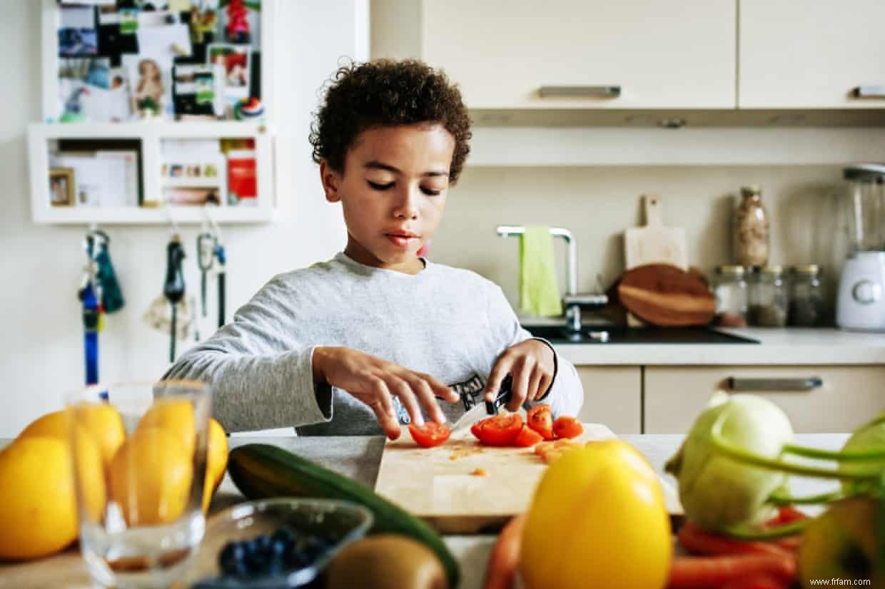 Quelles compétences culinaires les enfants devraient-ils acquérir ? 