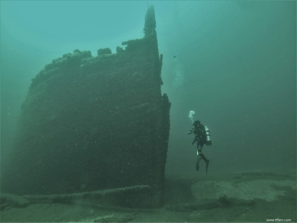 Les navires morts trouvent du réconfort sous la surface perfide des Grands Lacs 