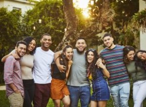 Famille contre amis :comparaison des relations clés 