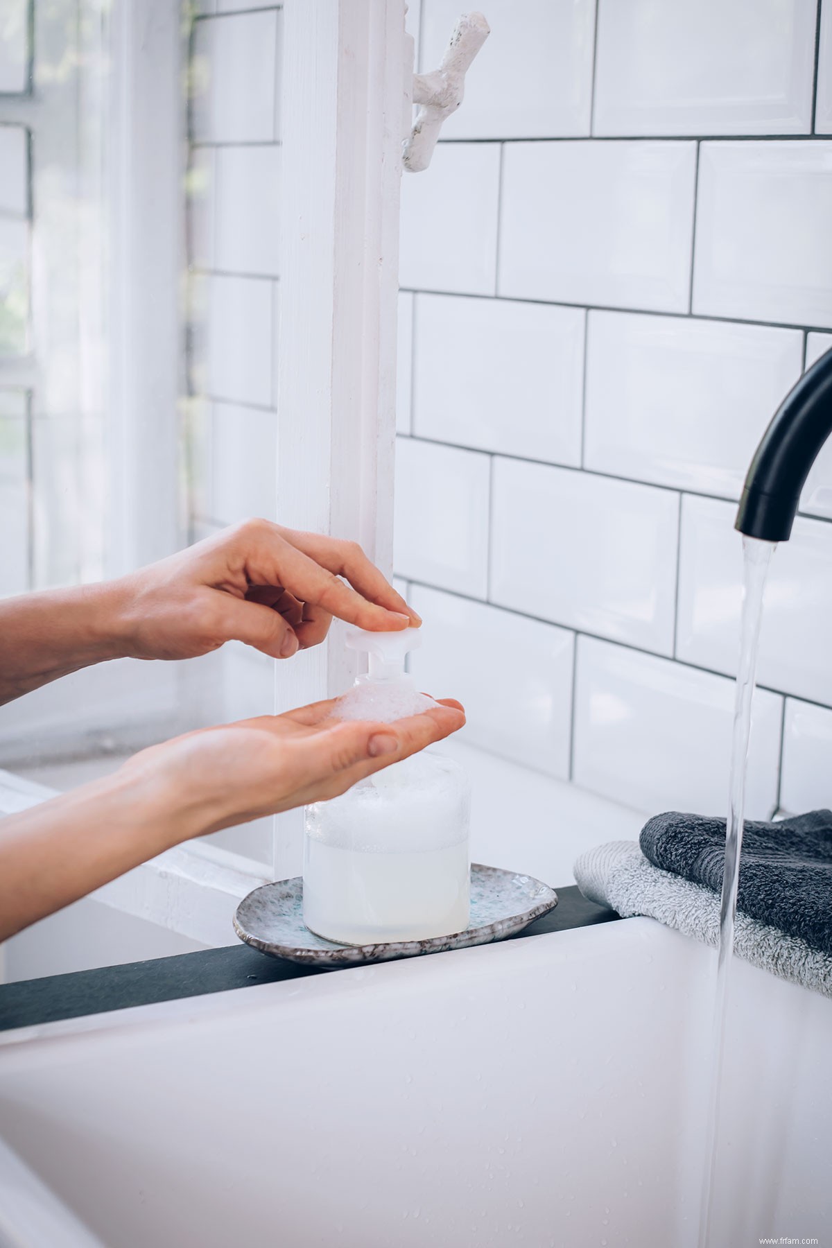 Comment faire votre propre savon moussant pour les mains 