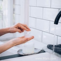 Comment faire votre propre savon moussant pour les mains 