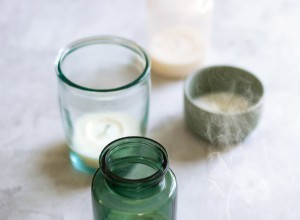 4 façons d éliminer la cire des vieilles bougies (+ que faire avec) 