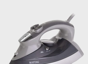 Les 8 meilleurs fers à vapeur, selon les experts en vêtements 