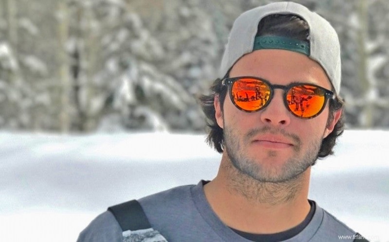 Qui fabrique nos lunettes de soleil ? La méga-entreprise derrière Ray Ban, Oakley 