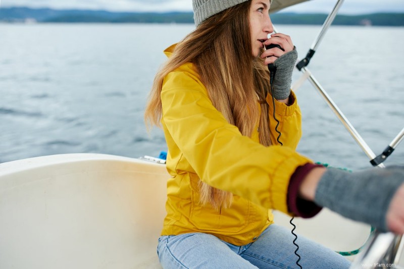 16 pièces essentielles de matériel de camping en bateau pour les débutants 