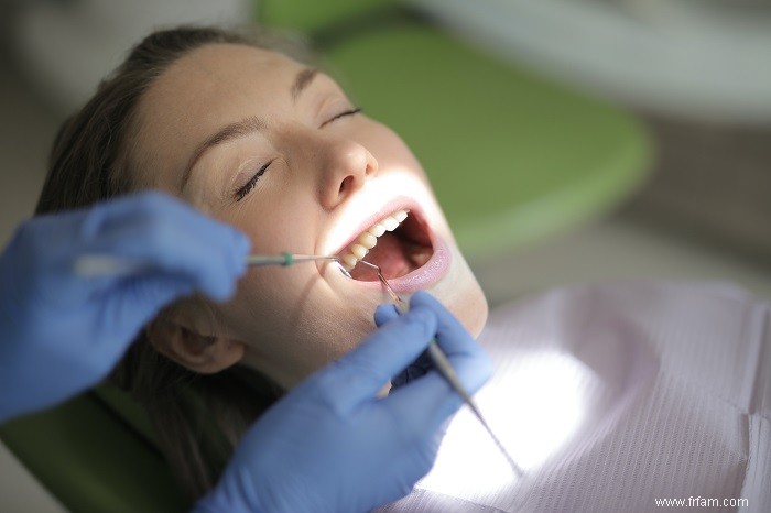 Un tiers des adultes évitent le dentiste en raison du coût 