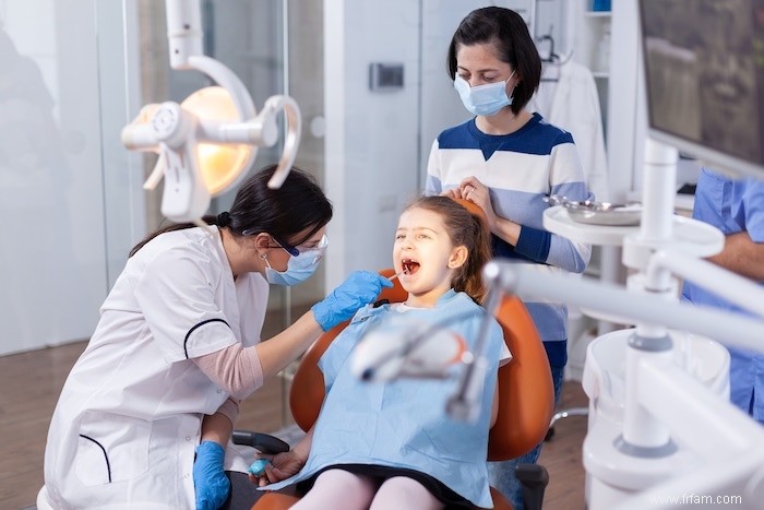 7 questions à poser à votre dentiste pour tirer le meilleur parti de votre visite chez le dentiste 